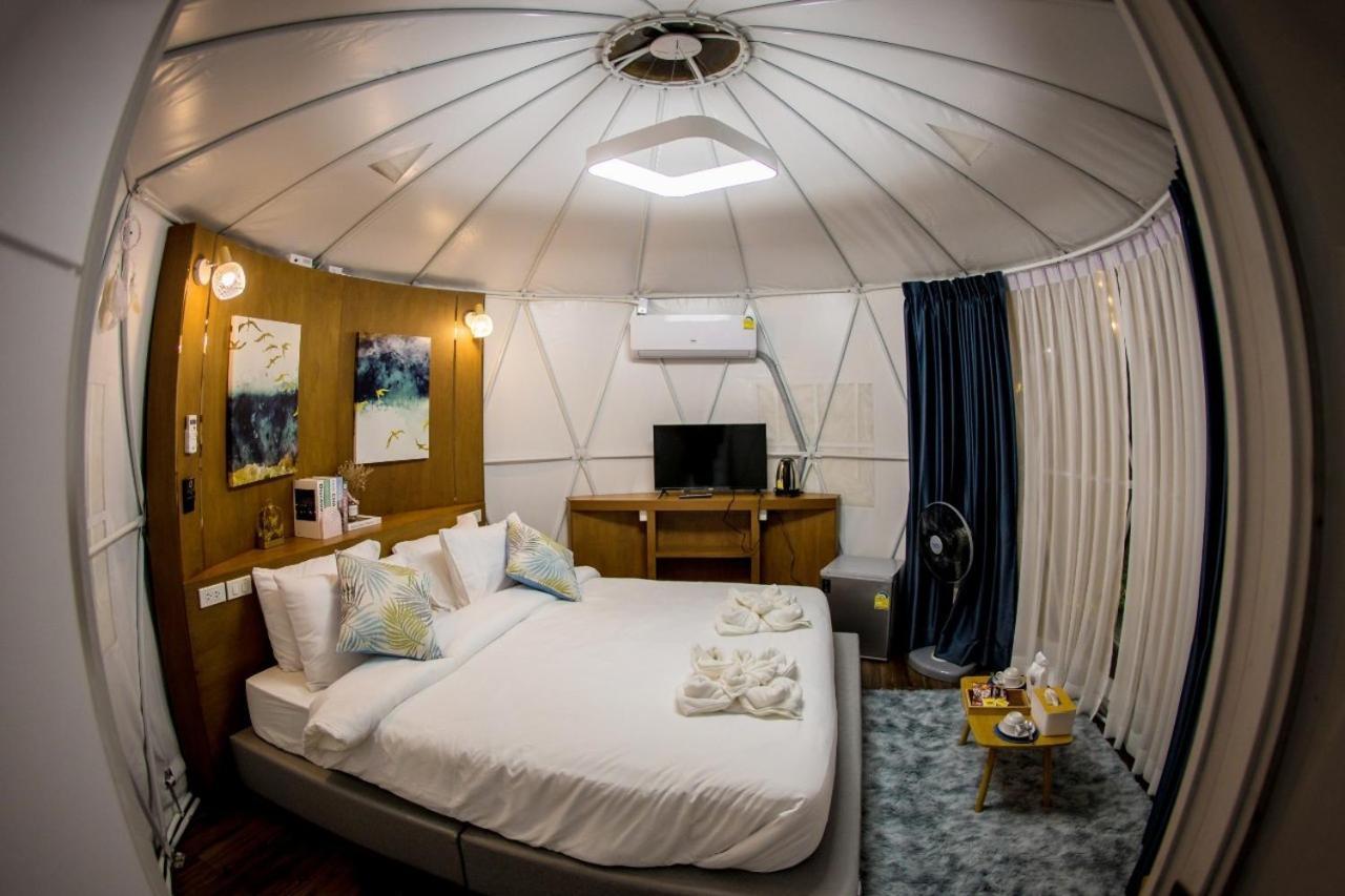 Papa Q Suite Resort Roi Et Zewnętrze zdjęcie